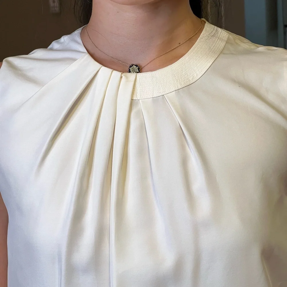 Genuine Giorgio Armani runway couture 100% silk reversible white top - Picture 3 of 15